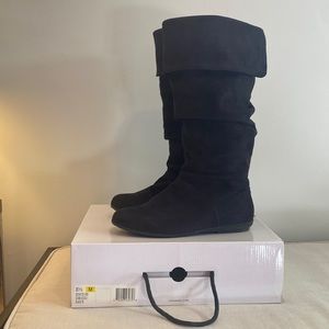 Slouchy Nine West boots